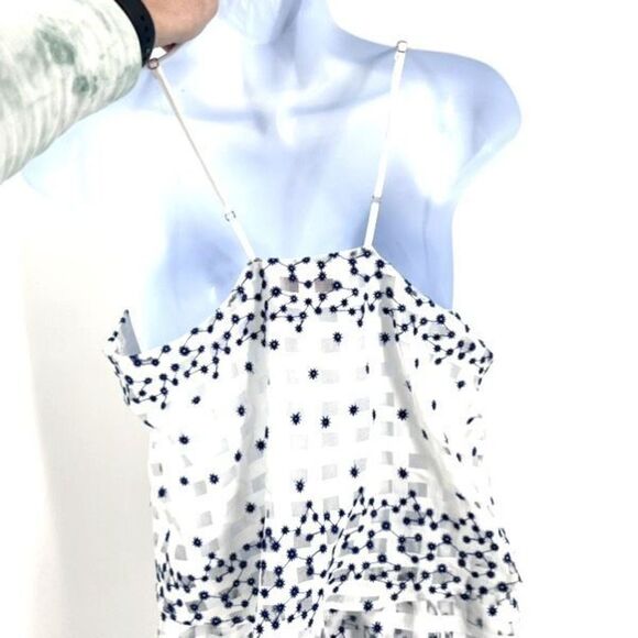 Boutique Devlin White Dress with Blue Embroidered Flowers Small tiered dress ruf - Picture 2 of 9